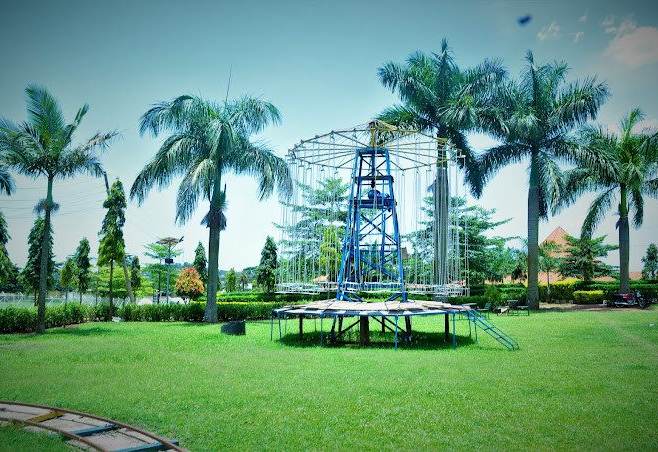 Kavumba Recreation Center Wakiso: An Amazing 30-Acre Day Out Near Kampala Kavumba Recreation Center Wakiso: palm-lined lawns and the children's swing ride